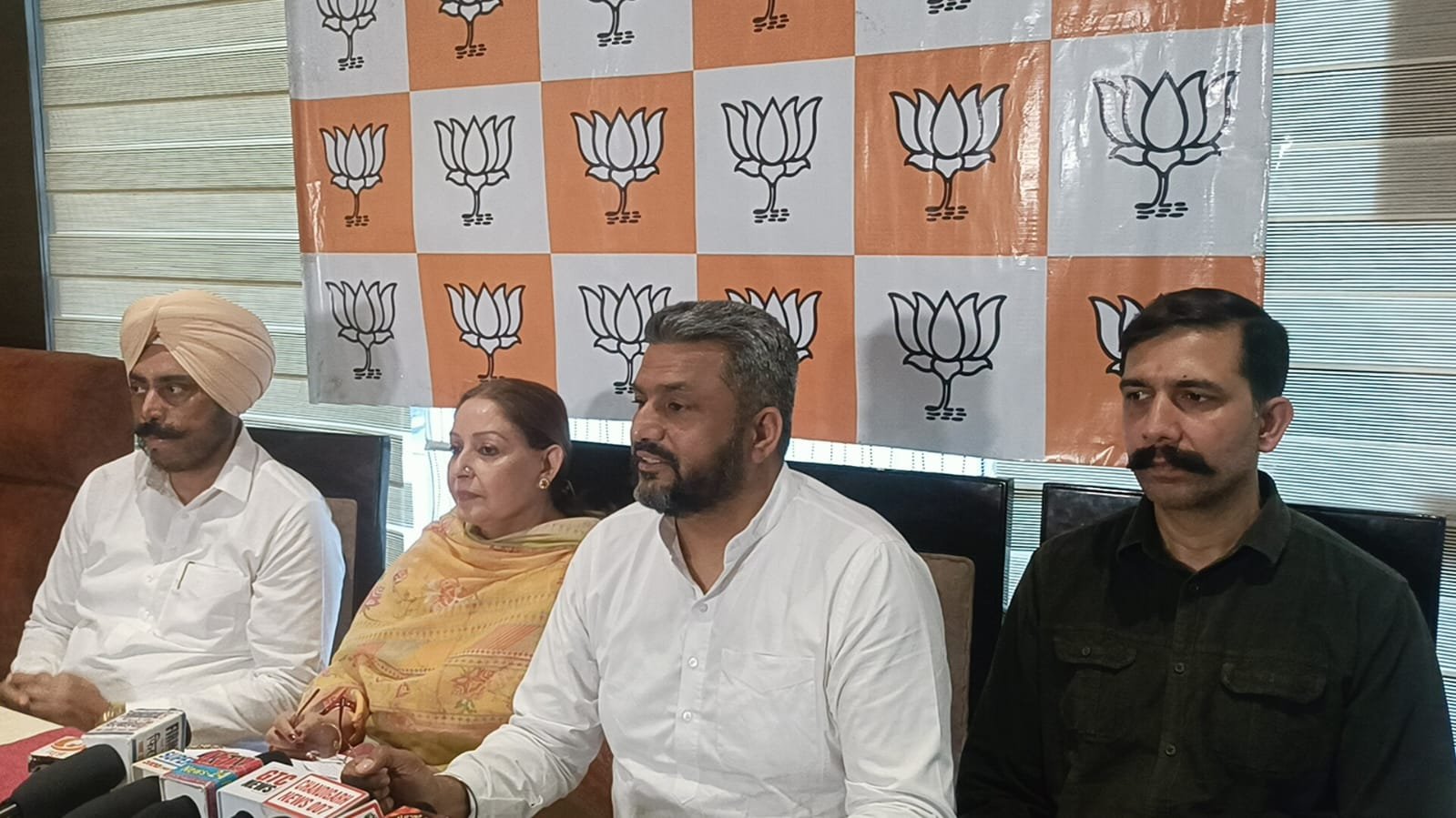 33% महिला आरक्षण बिल पर भाजपा का फोकस, 2029 तक लागू करने का दावा